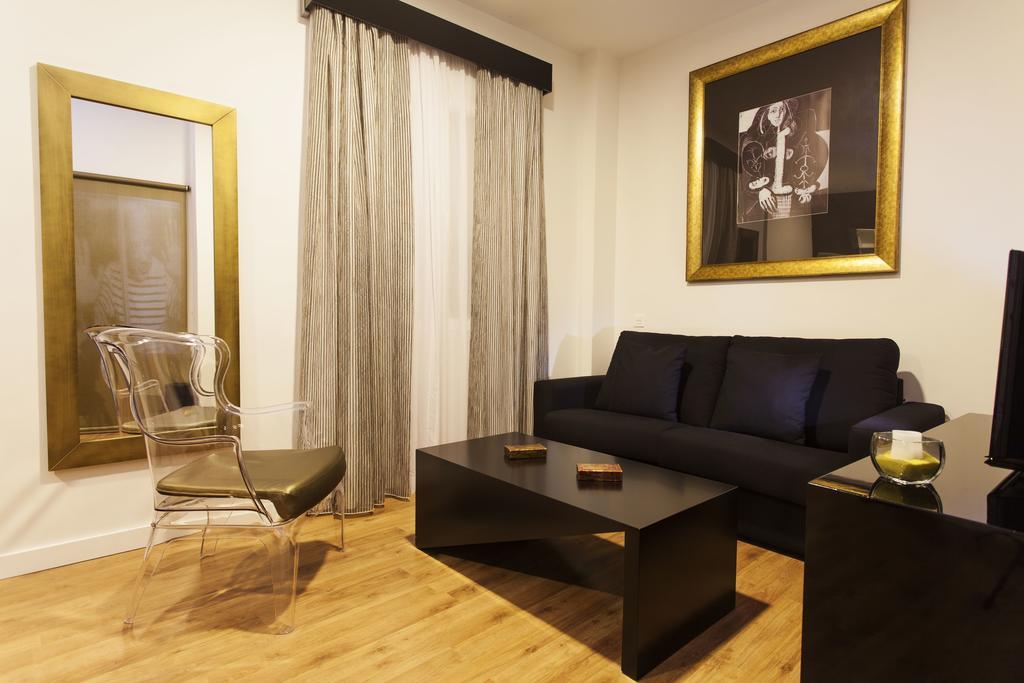 Picasso Suites Málaga Quarto foto